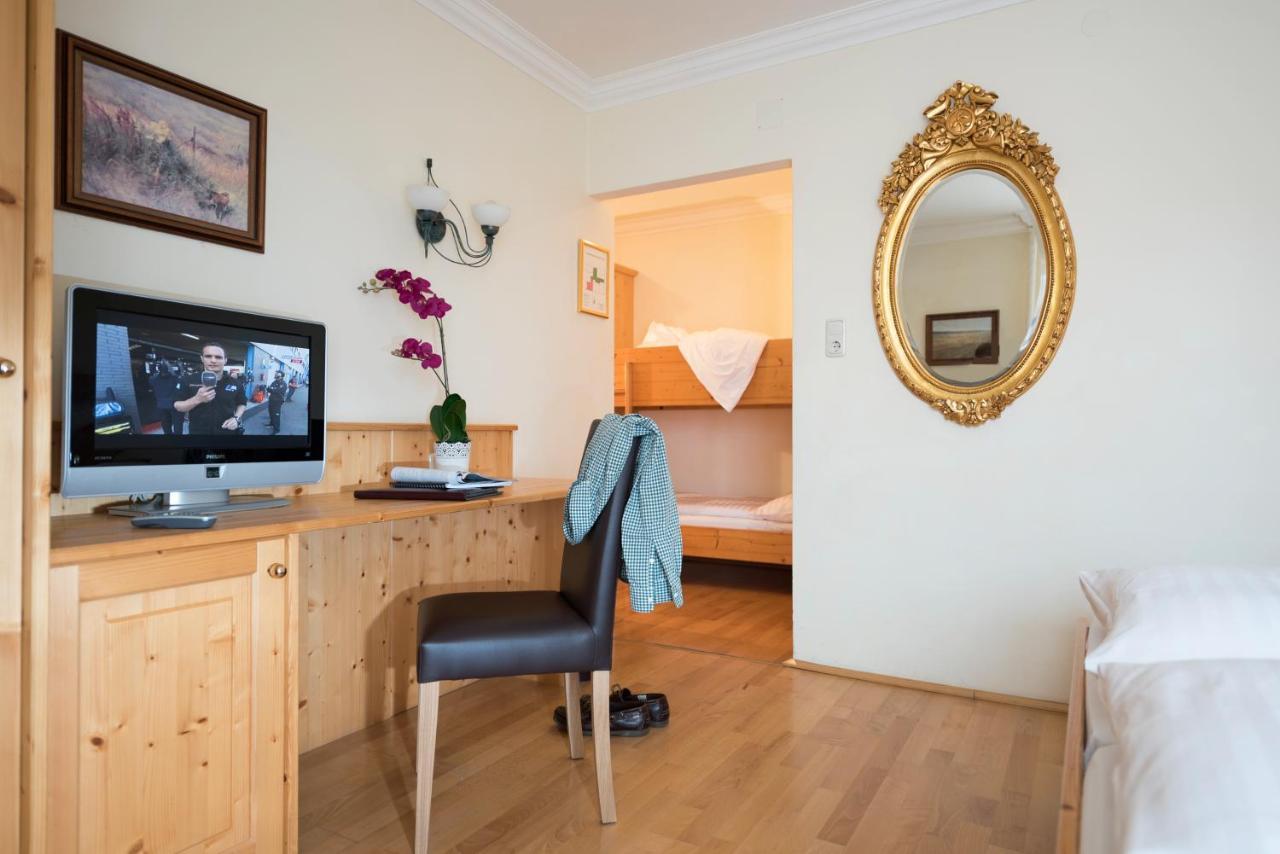 Hotel & Restaurant Ragginger Attersee Нусдорф-ам-Аттерзее Экстерьер фото