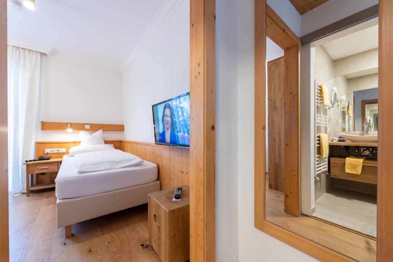 Hotel & Restaurant Ragginger Attersee Нусдорф-ам-Аттерзее Экстерьер фото